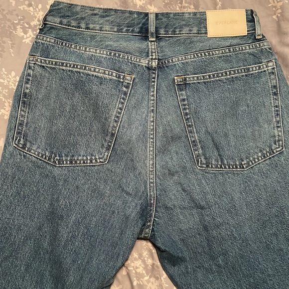 Everlane Cheeky 90s Jeans / Never Worn! - Picture 6 of 7